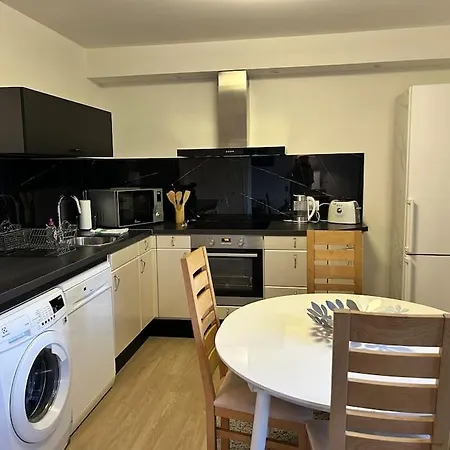 Appartement 3 A Dans Maison Pour 2 A 8 Personnes